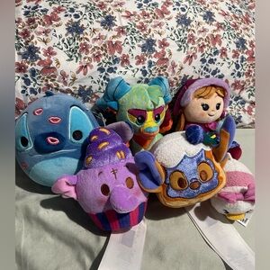 Small Disney plush lot